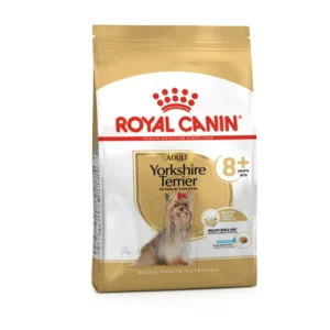 Royal canin Yorkshire terrier 8+ para perros adultos mayores en pasto